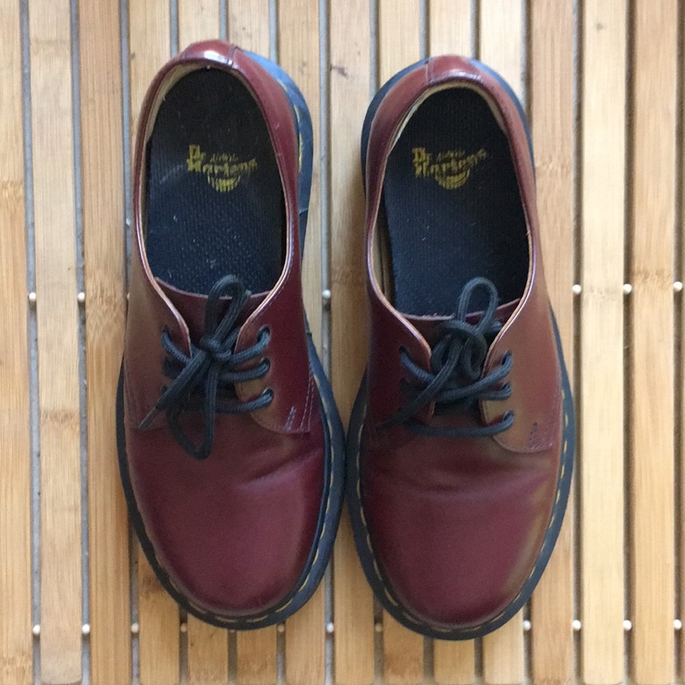 Dr. Martens Doc Martens 1461 three hole UK 5 USL 7